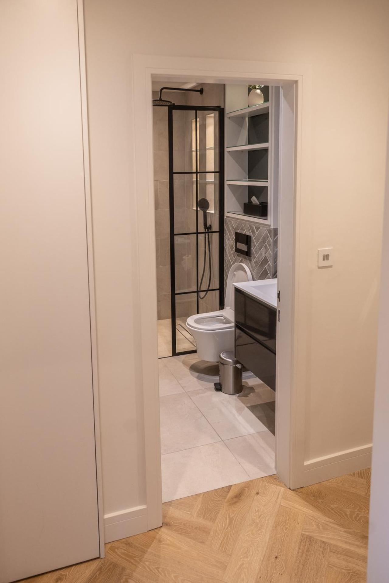 Modern, Stylish Newly Refurbished 2nd Floor In Fitzrovia Apartament Londra